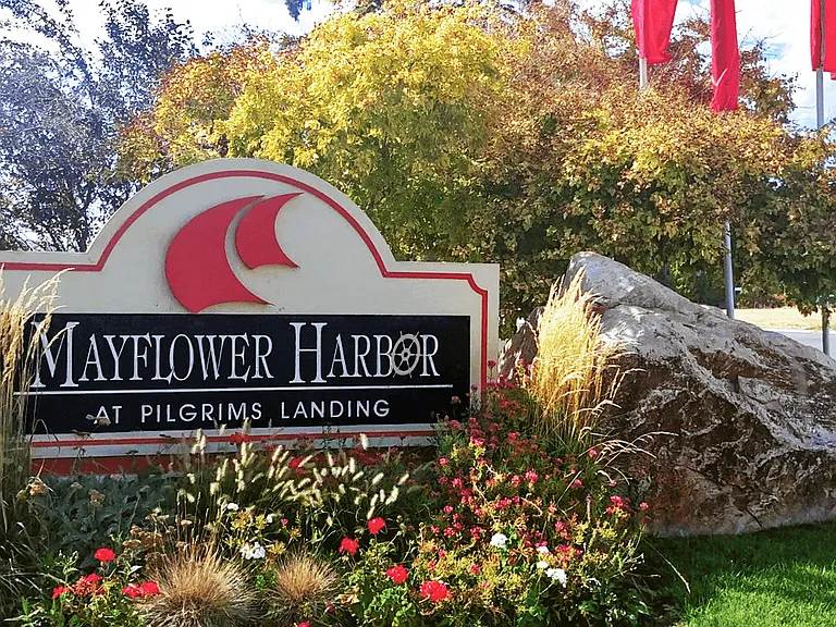 Mayflower Harbor at Pilgrims Landing — Photo 7