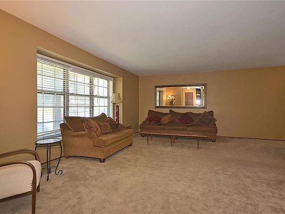 4th image of 1515 NW 64th Ter