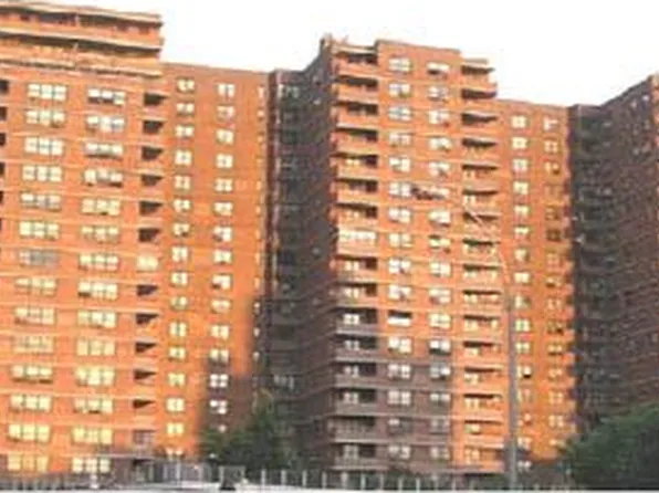 212 East Broadway image 1 of 4