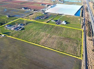 5038 Riverside St, Abbotsford, BC V4X 1W9