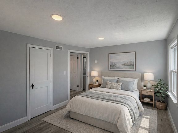 5th image of 8 Charles Ct Floor 1