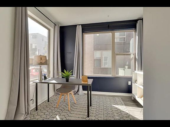 5th image of 2022 Northbank Pl