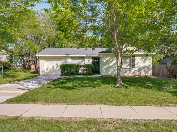 1209 Edgemont Dr, Mesquite, TX 75149