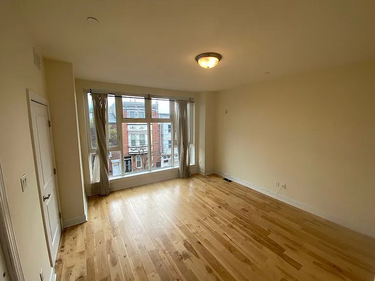 1858 Frankford Ave #B — Photo 14
