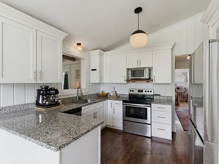 450 Sanders Ferry Rd — Photo 11