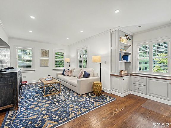 5th image of 29 Hillcrest Avenue