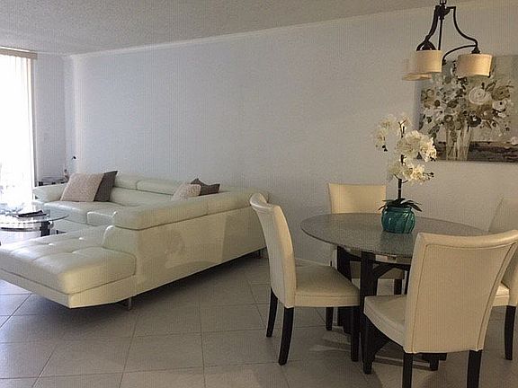 Living Dining Rm