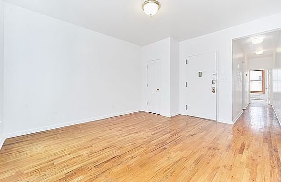 2nd image of 20 W 119th St APT 3