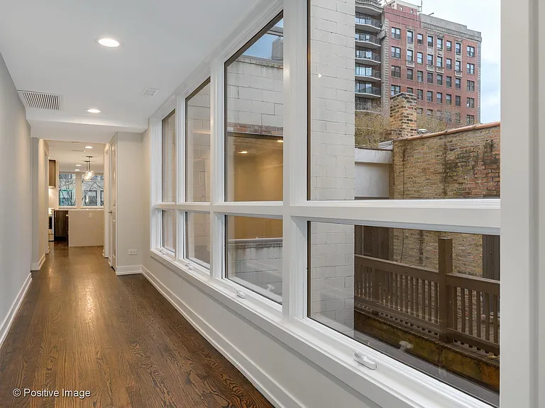 1241 N Dearborn St #4 — Photo 13