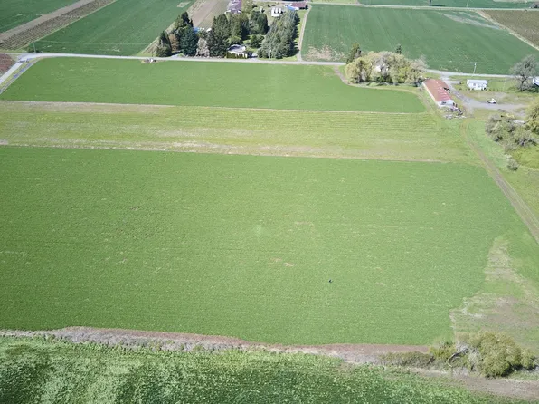 2 Goerig St #B, Woodland, WA 98674