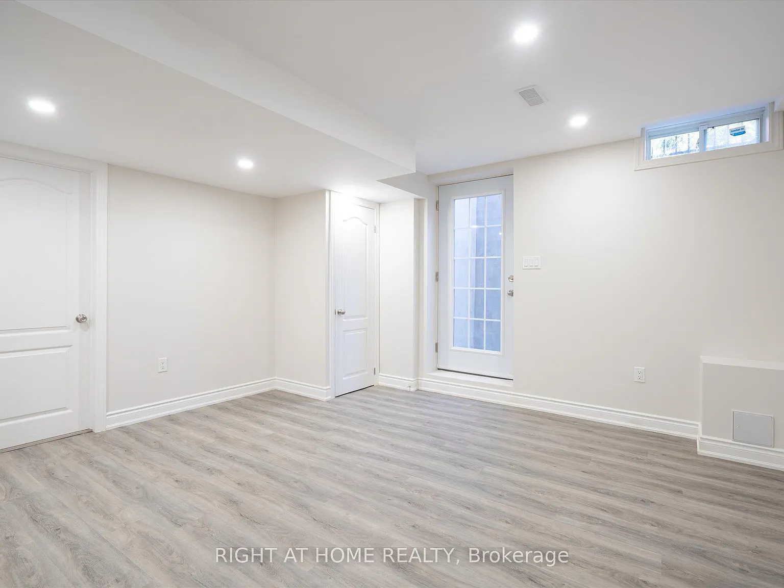 2 bed, $1,975 — Photo 3