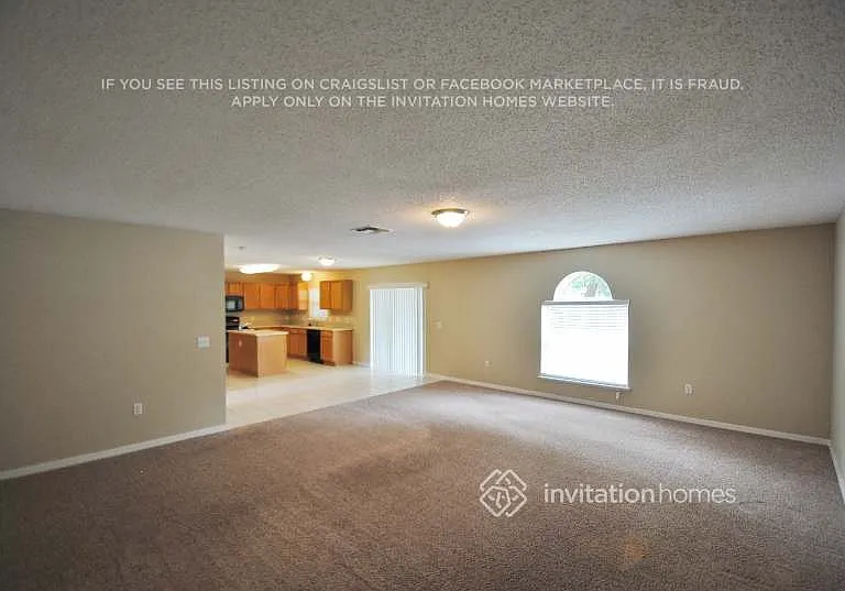 1249 Stonewater Cir — Photo 3