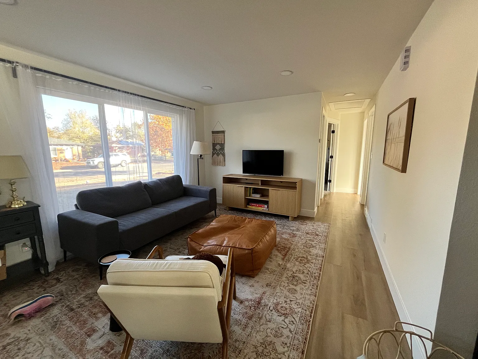 3 bed, 1200 sqft, $2,900 — Photo 3