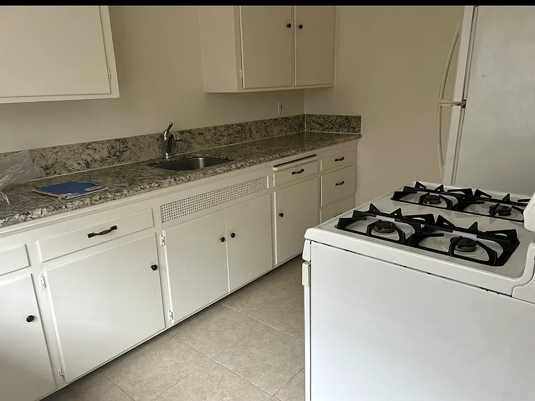 53 Argonne Ave #1 — Photo 7