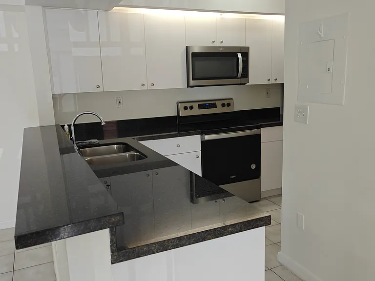 Kitchen Countertop into Kitchen