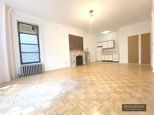 Rented by ZealEstate Group Inc | media 37