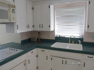 8146 Wire Rd, Zephyrhills, FL 33540