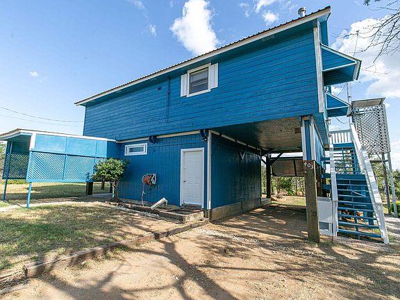 3rd image of 403 Southcrest Dr