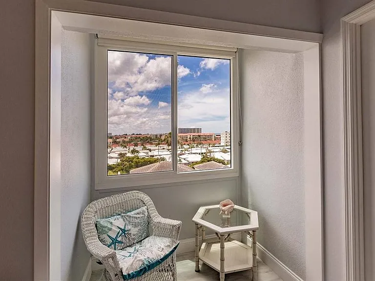 1125 W Peppertree Dr #501 — Photo 14