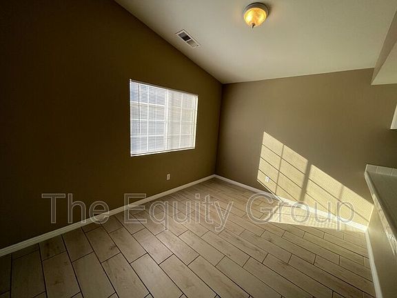 3rd image of 1435 Cottage Pl #A