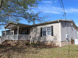 950 Kelly Rdg, Looneyville, WV 25259