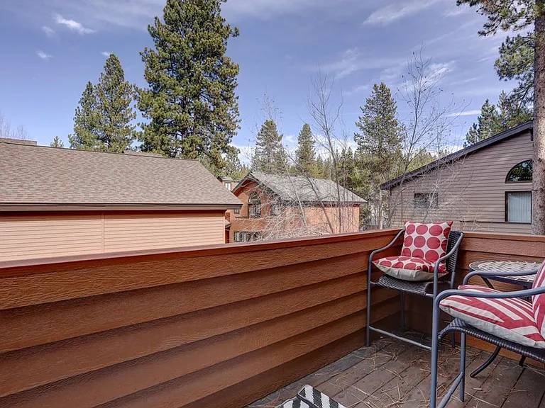 56858 Enterprise Dr — Photo 24