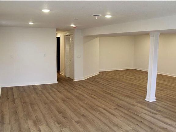 5th image of 24 Virginia Dr