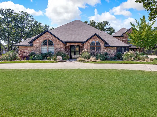 7420 Bursey Rd, North Richland Hills, TX 76182