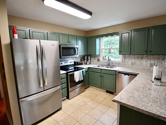 4th image of 2312 Louita Ave