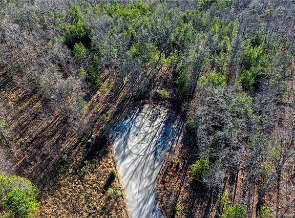 5th image of 5001 Kings Pinnacle Dr