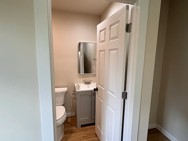 321 W Summa St — Photo 20