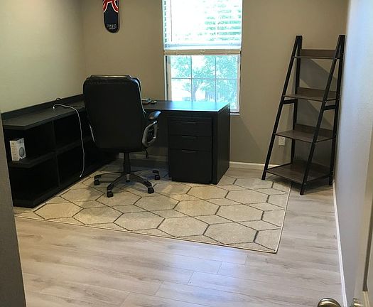 5th image of 4437 W Kenyon Ave