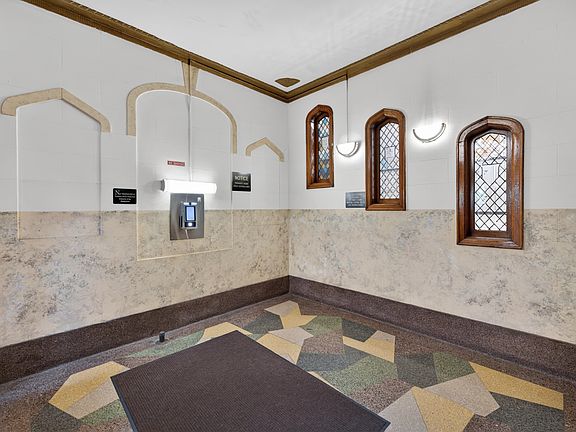 4th image of 4141 41st St APT 3H