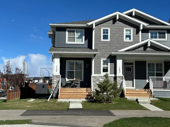 146 Rowley Gate NW, Calgary, AB T3L 0G4