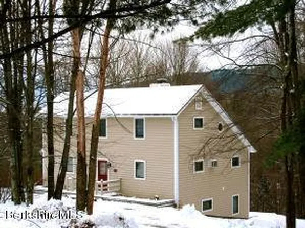 13 Egremont Hts, Egremont, MA 01230