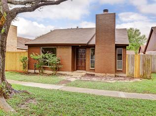 11846 Sandpiper Dr, Houston, TX 77035