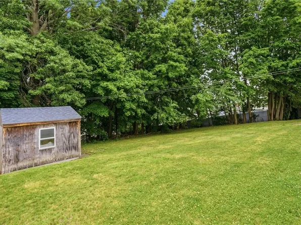 17 Como St, Providence, RI 02904