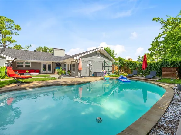 6303 Buena Vista Dr, Greenville, TX 75402