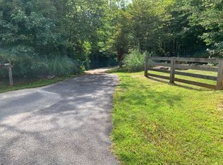 2234 Etowah River Rd, Dawsonville, GA 30534