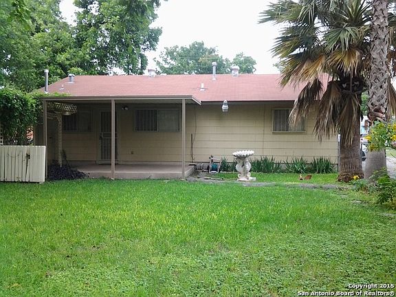 5th image of 456 Hearne Ave