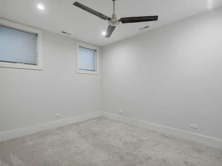 3049 N Clybourn Ave #1 — Photo 15