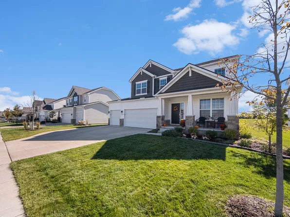 2739 Salt Springs Dr #39, Saline, MI 48176