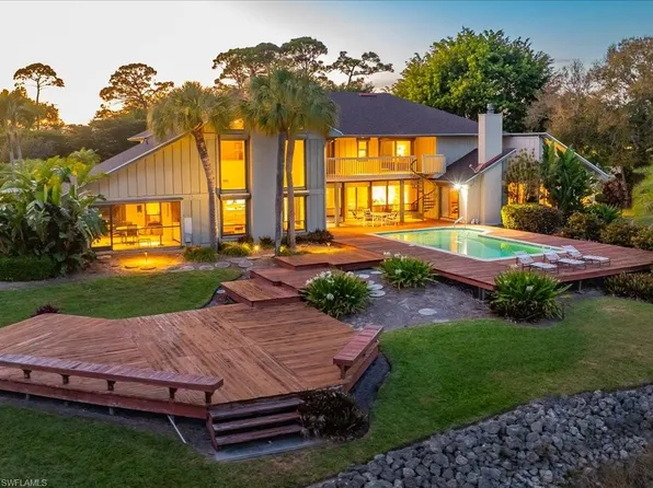 154 Cajeput DR, NAPLES, FL 34108