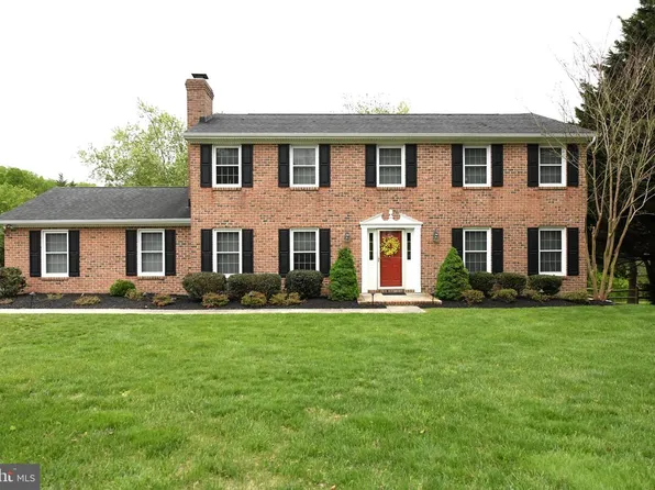 305 Rolling Knoll Dr, Bel Air, MD 21014