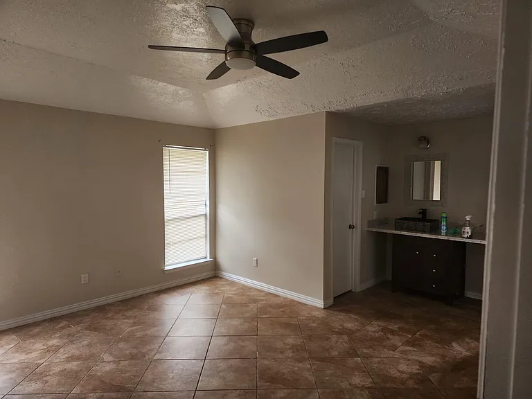 715 Beechbend Dr — Photo 28