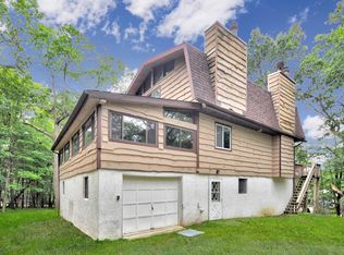 800 Sugar Bush Ln, Tafton, PA