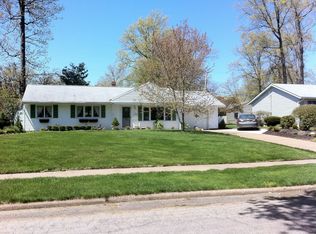 196 Parkwood Ave, Avon Lake, OH 44012