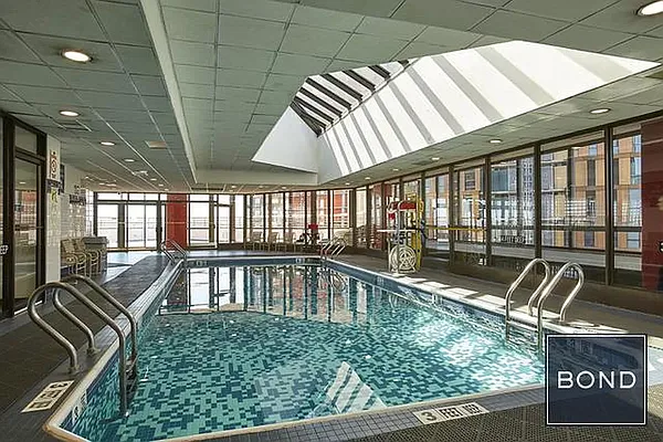 Rented by Bond New York | media 21