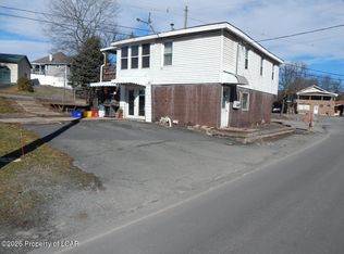 695 Main Rd, Dallas, PA 18612