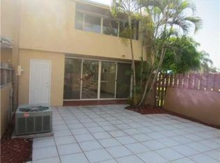 14130 Kendale Lakes Cir, Miami, FL 33183